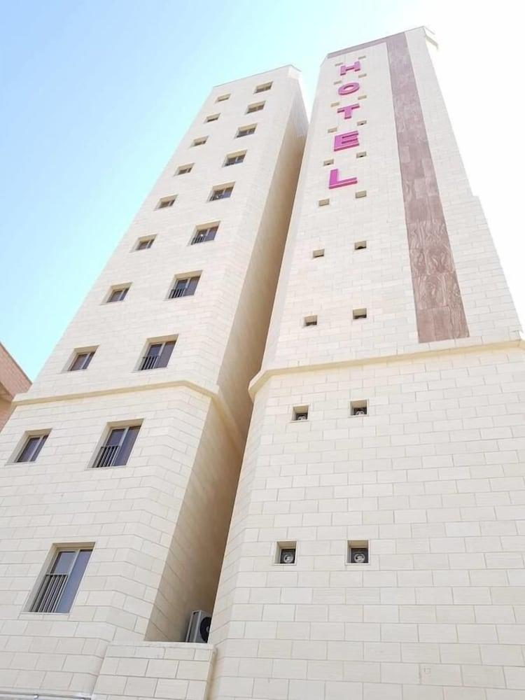 Magic Suite Al Mahboula Kuwait City Bagian luar foto