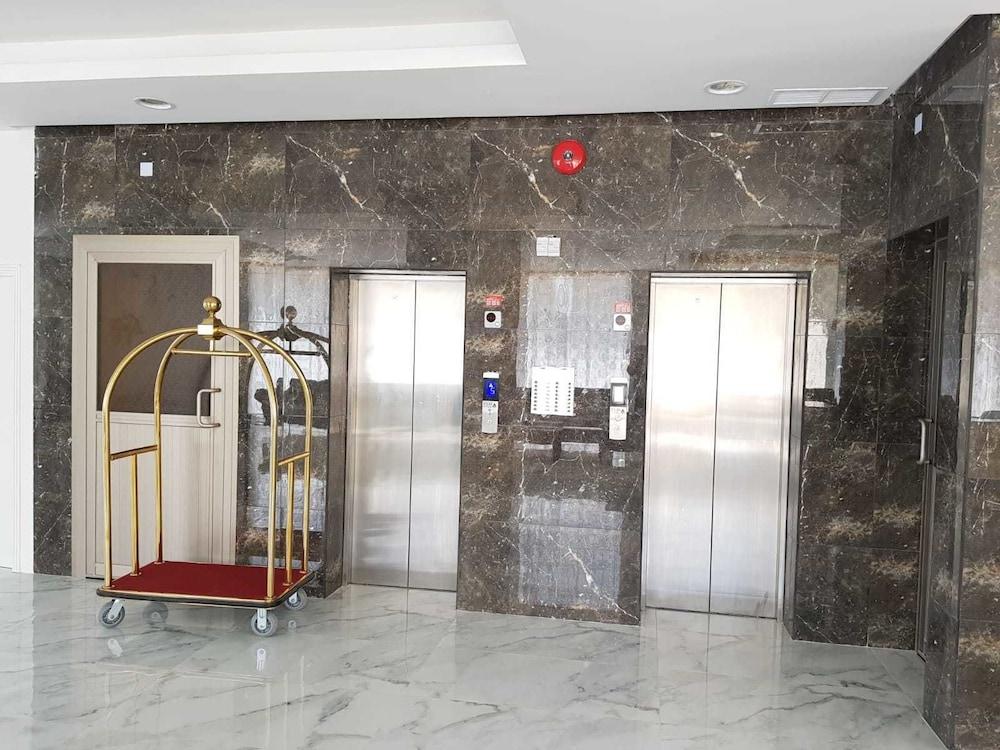 Magic Suite Al Mahboula Kuwait City Bagian luar foto